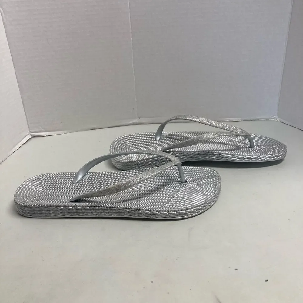 Silver flip flops Size 41 US Size‎ 10.5 New Without Tags